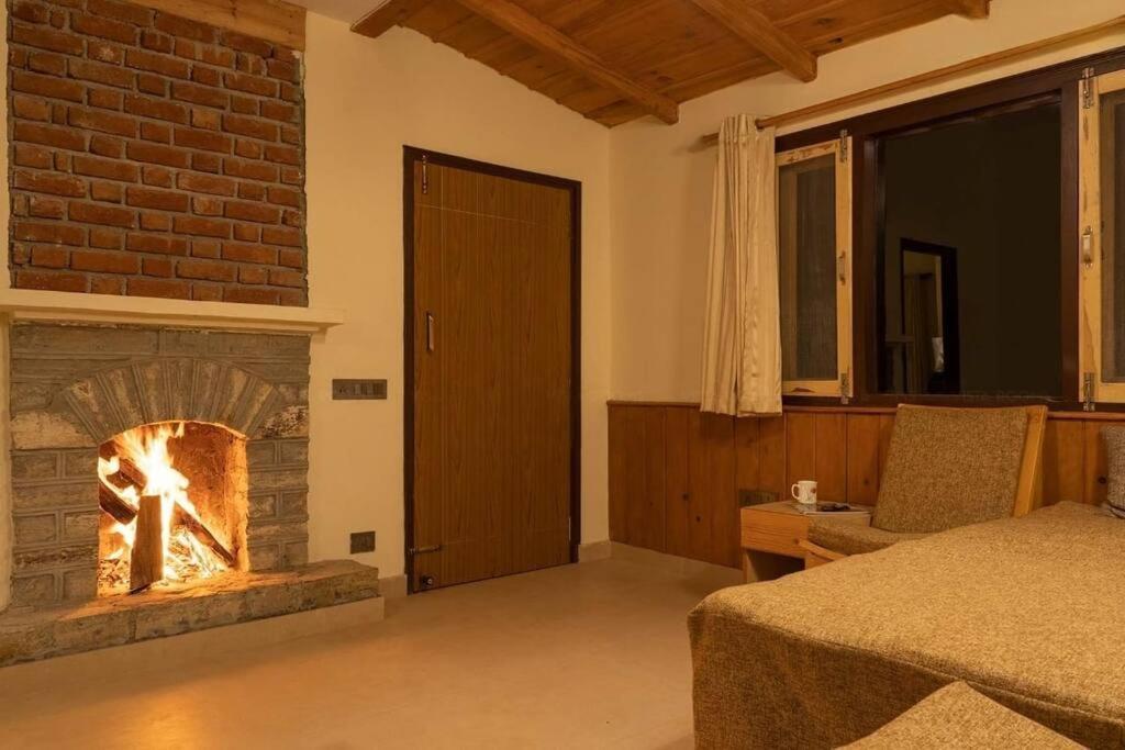 Dream Cottage 3 Pet-Friendly 2Br W Mountain View Мукетсвар Екстер'єр фото